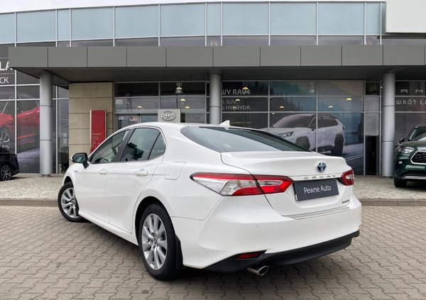 Toyota Camry cena 109900 przebieg: 97266, rok produkcji 2020 z Kalisz małe 562